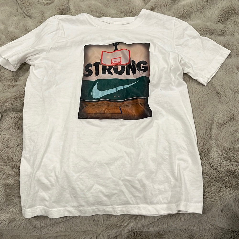 Like New Nike Short Sleeve Shirt